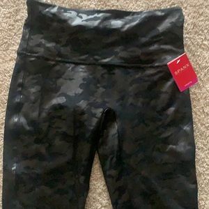 NWT Spanx